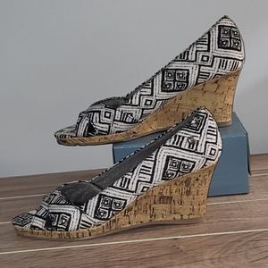#507 LifeStride Rogue Wedge Shoes Heels Black & White Diamond Size 6.5 Womens